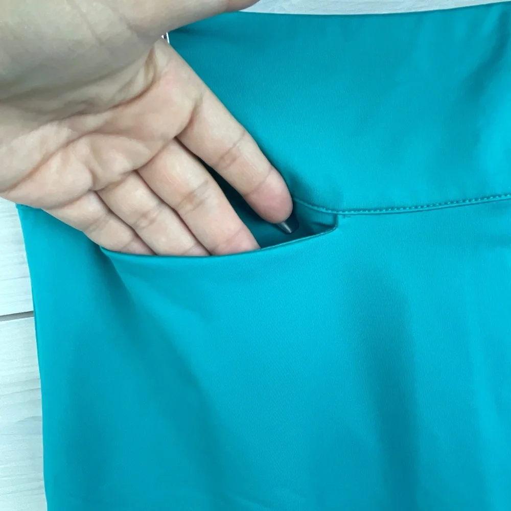 Amy Sport Ocean Green MARISA Pleated Skort Golf Skirt Size Medium - NWT